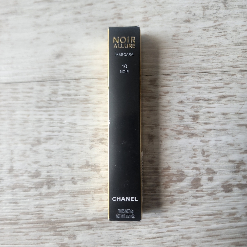 Chanel mascara